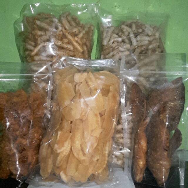 

Paketan Aneka macam snack