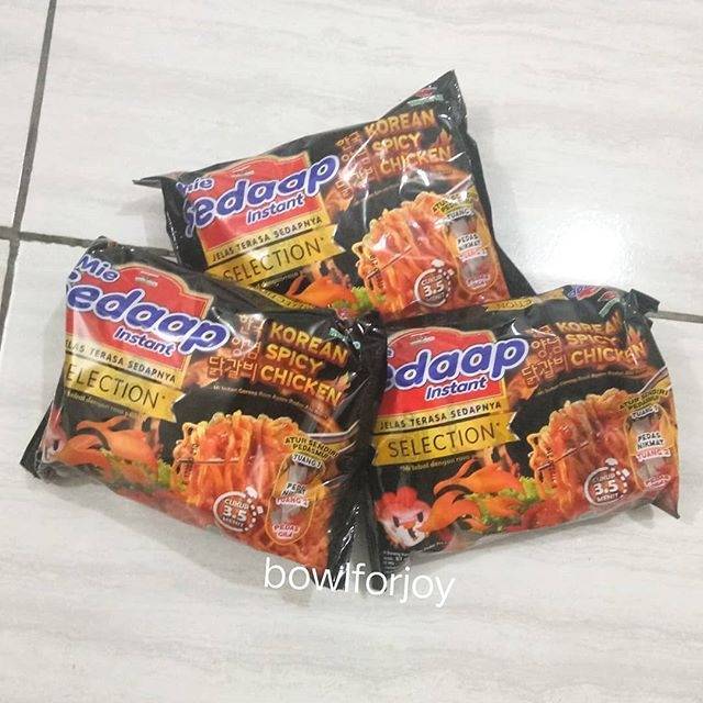 

Mie sedaap selection korean spicy chicken