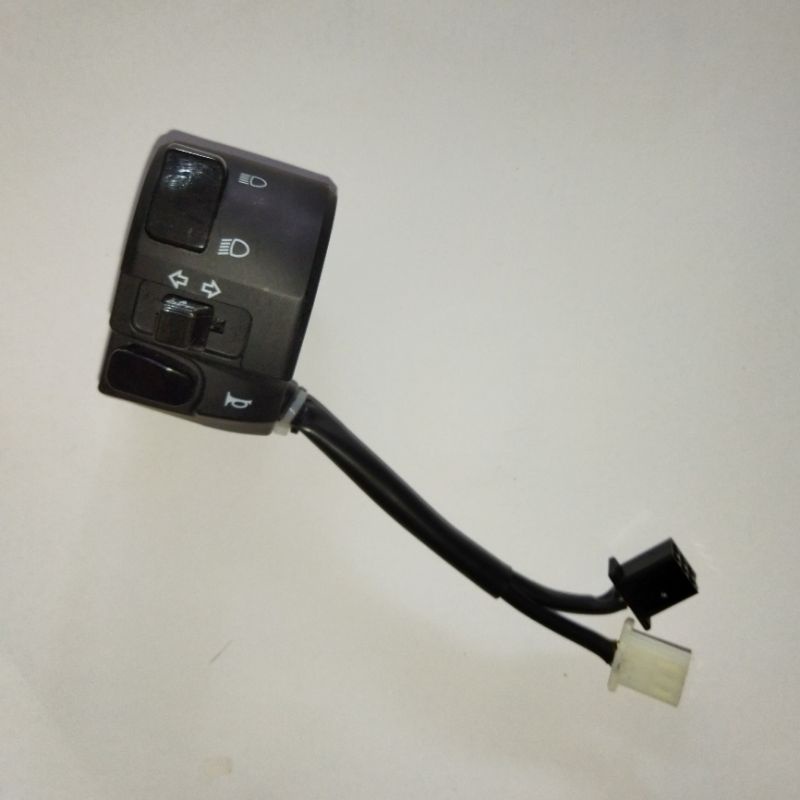 SAKLAR HOLDER KIRI SEN KLAKSON ORI YAMAHA NEW NMAX ABS NEW AEROX CONNECTED