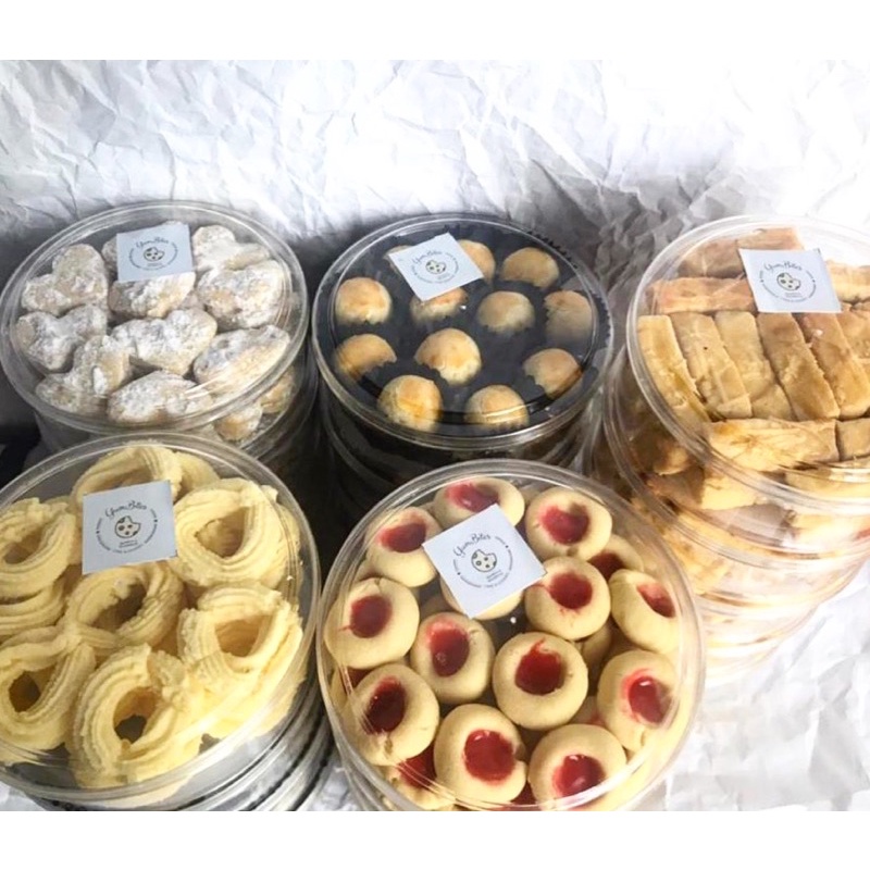 

Aneka kue kering 250gr