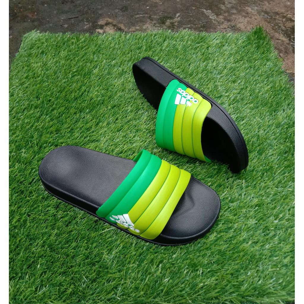 Sandal slop Adidas pria dan wanita