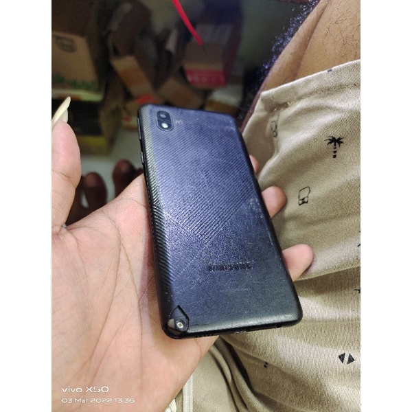 samsung a01 core ram 2 rom 32 hp+box minus lcd + backdoor