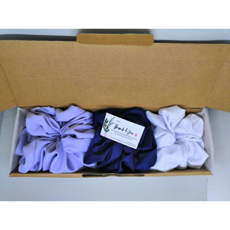 

Scrunchie Gift Box/ Hampers Scrunchie