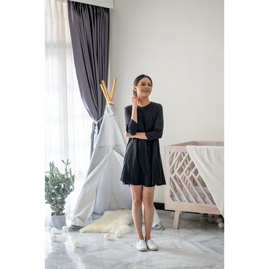 Sharo Black Nursing Dress