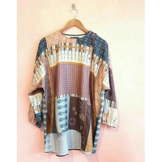 Ria Miranda x Cotton Ink Studio (Maroon Printed Tamou)