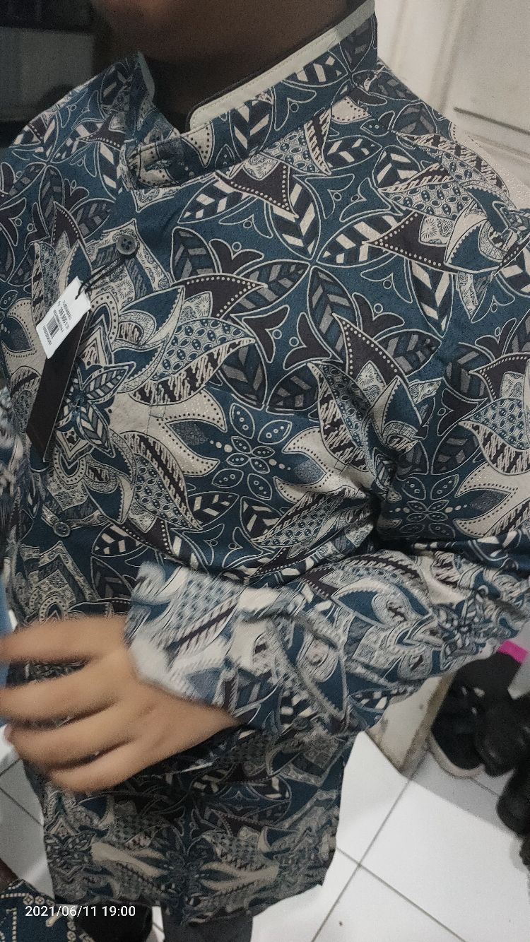 Manzone Kemeja Batik Pria Lengan Panjang Slim Fit Fusenabaru-navy