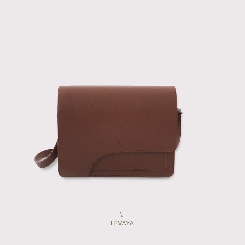 LEVAYA Lovia Sling Bag - Raisin - Tas Wanita