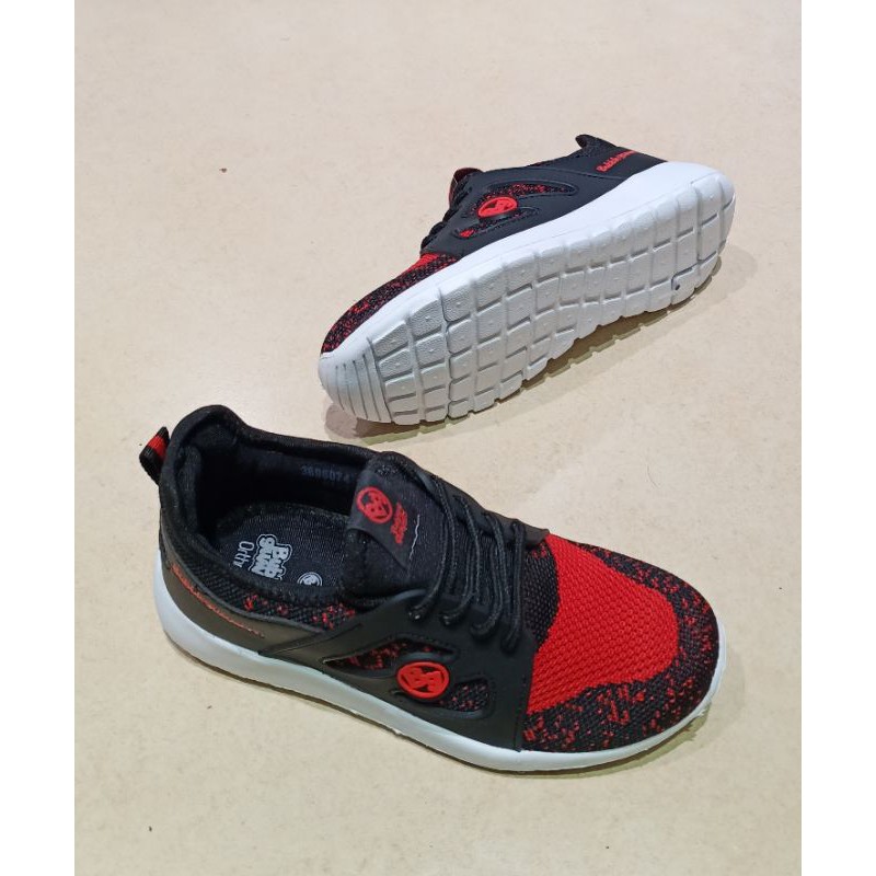 Bubble Gummers Sepatu Anak Laki Laki O-Walter Black- 3896074