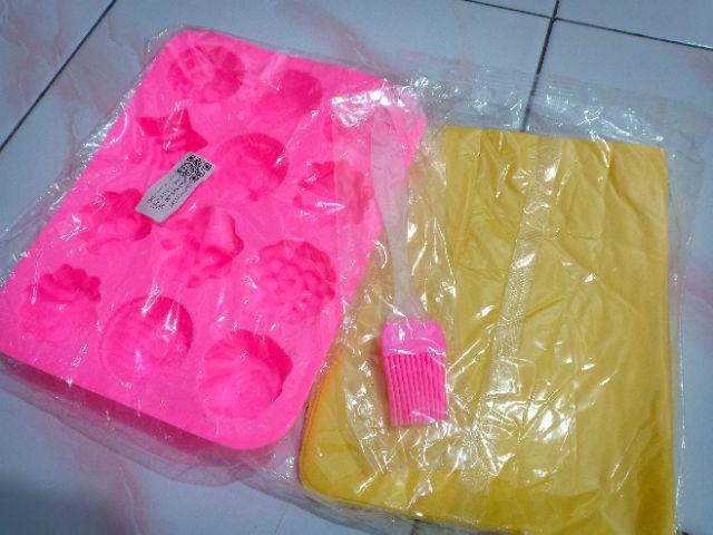 Cetakan Silikon Bunga Pink