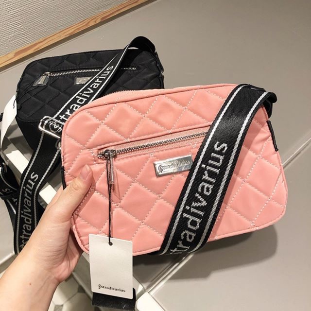 Stradivarius quilted nylon sling bag
