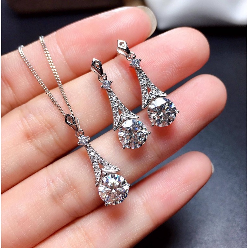 Luxury Fashion Moissanite Diamond Sterling Silver Needle Earrings