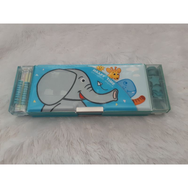 

Kotak Pensil Set Alat Hitung