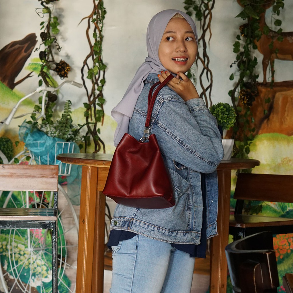 Rivillia Genuine Leather Tas Wanita Kulit Asli Colour Burgundy