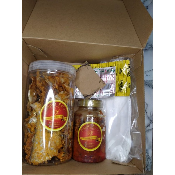 

Hampers Isolasi Mandiri (Isoman) vitamin, masker dan menu dapur kafur