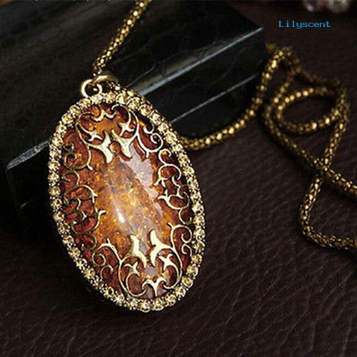 Kalung Rantai Panjang Liontin Model Hollow Gaya Vintage Untuk Wanita