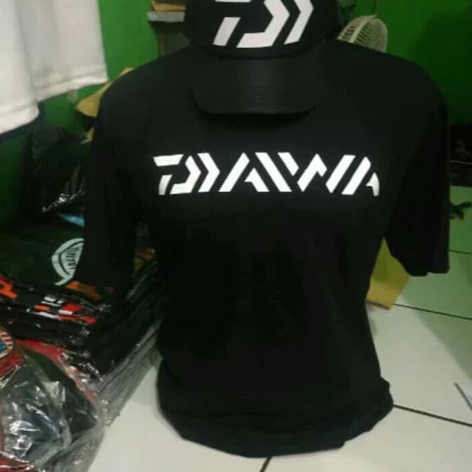 Kaos Daiwa Plus Topi / Mancing Mania A20 Original