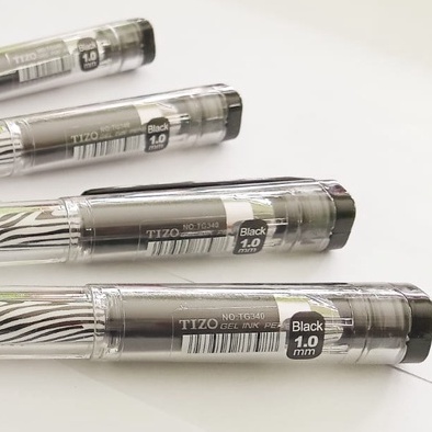 

PULPEN GEL TIZO MOTIF ZEBRA (tanda tangan)