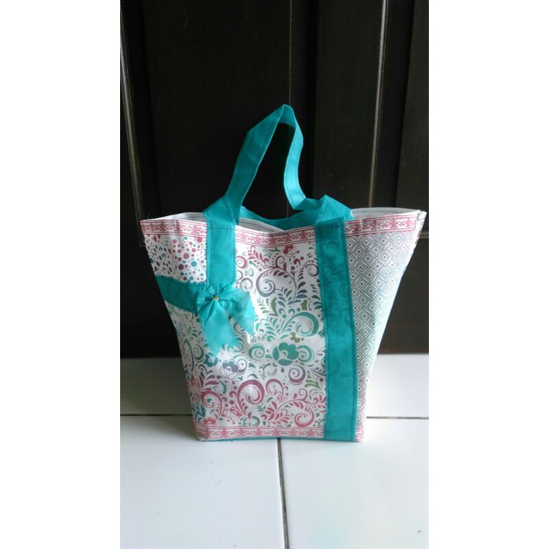 Tas batik putih 22 utk hajatan / bingkisan nasi kotak / bento / tumpeng mini / nasi besek / kue