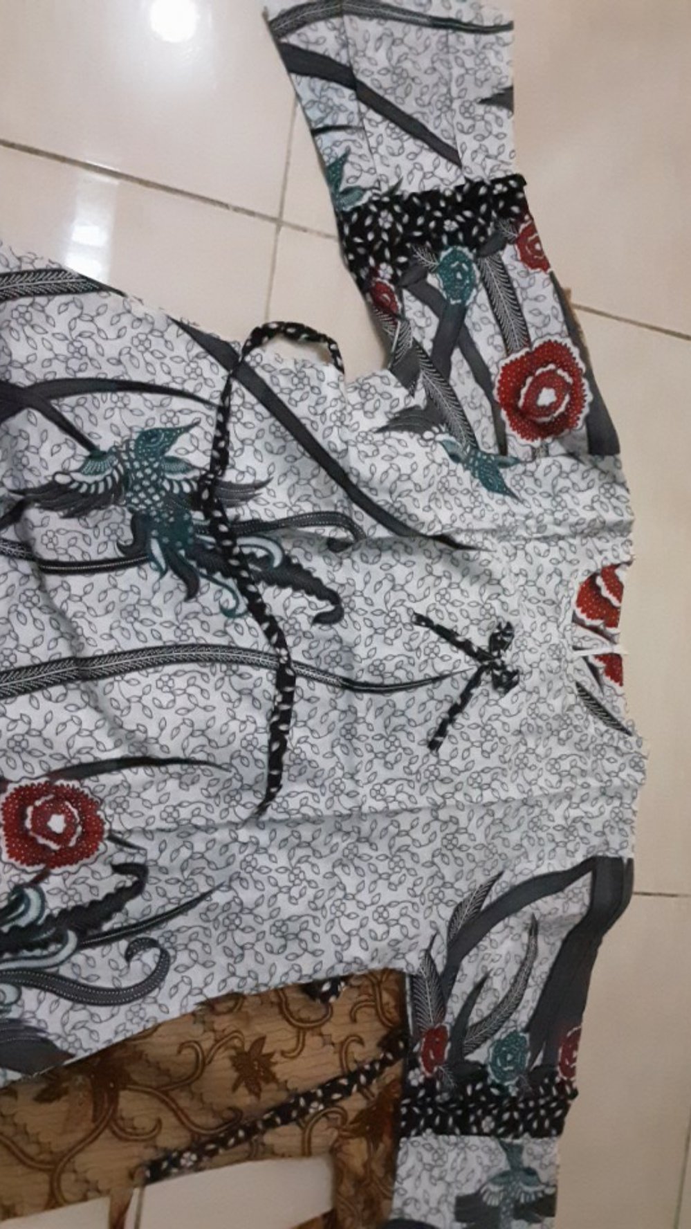 Atasan Batik Dolby Dolbi Dobby Doby Tenun Sutra Tulis Halus Katun Atbm Baron ,sarombit Atasan