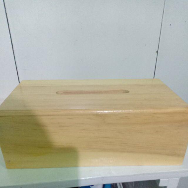 Kotak Tissu Classik Material Kayu Pinus