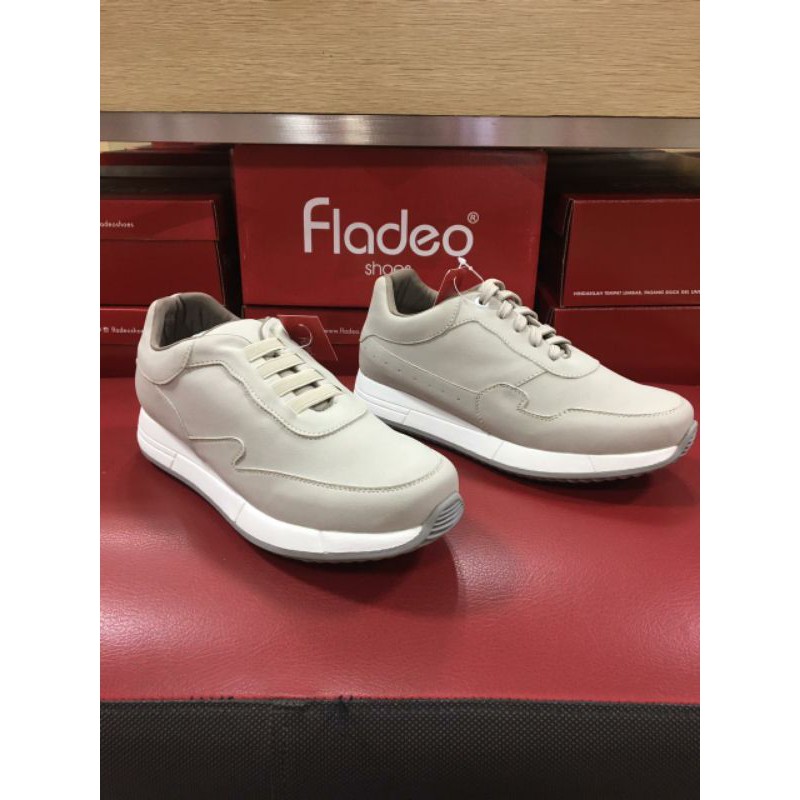 sneakers wanita terbaru fladeo