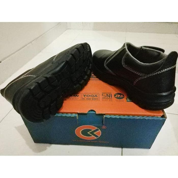 Sepatu Safety Shoes KENT NATUNA/Sepatu Kerja Pria Kulit Asli Lokal Original