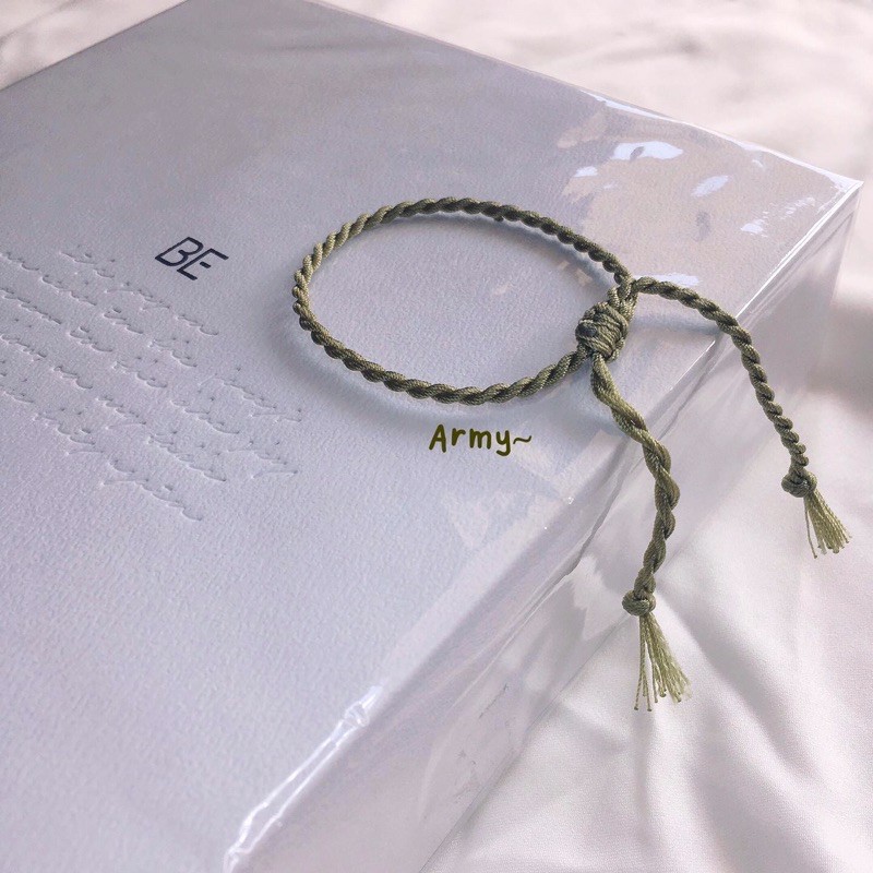 gelang rumbai / gelang BTS / gelang V / gelang tali / gelang unisex / gelang korea