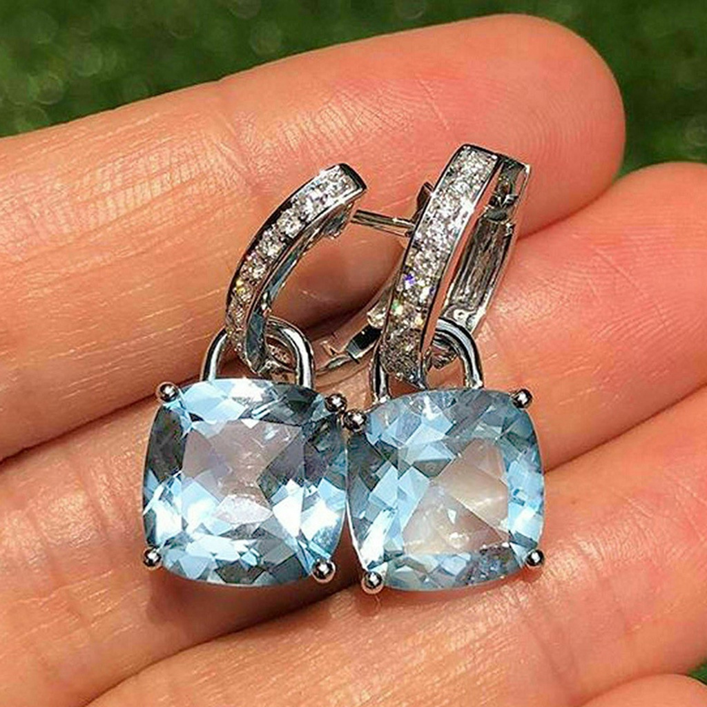 Hu Hu Hu Hu Hu Alat Bantu Pasang Kacamata♡ 1 Pasang Anting Stud Cubic Zirconia Berlian Imitasi Bentuk Persegi Untuk Wanita