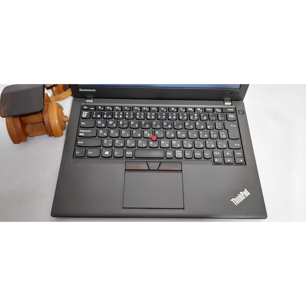 LAPTOP LENOVO THINKPAD X250 - MURAH, TANGGUH DAN KEREN !!