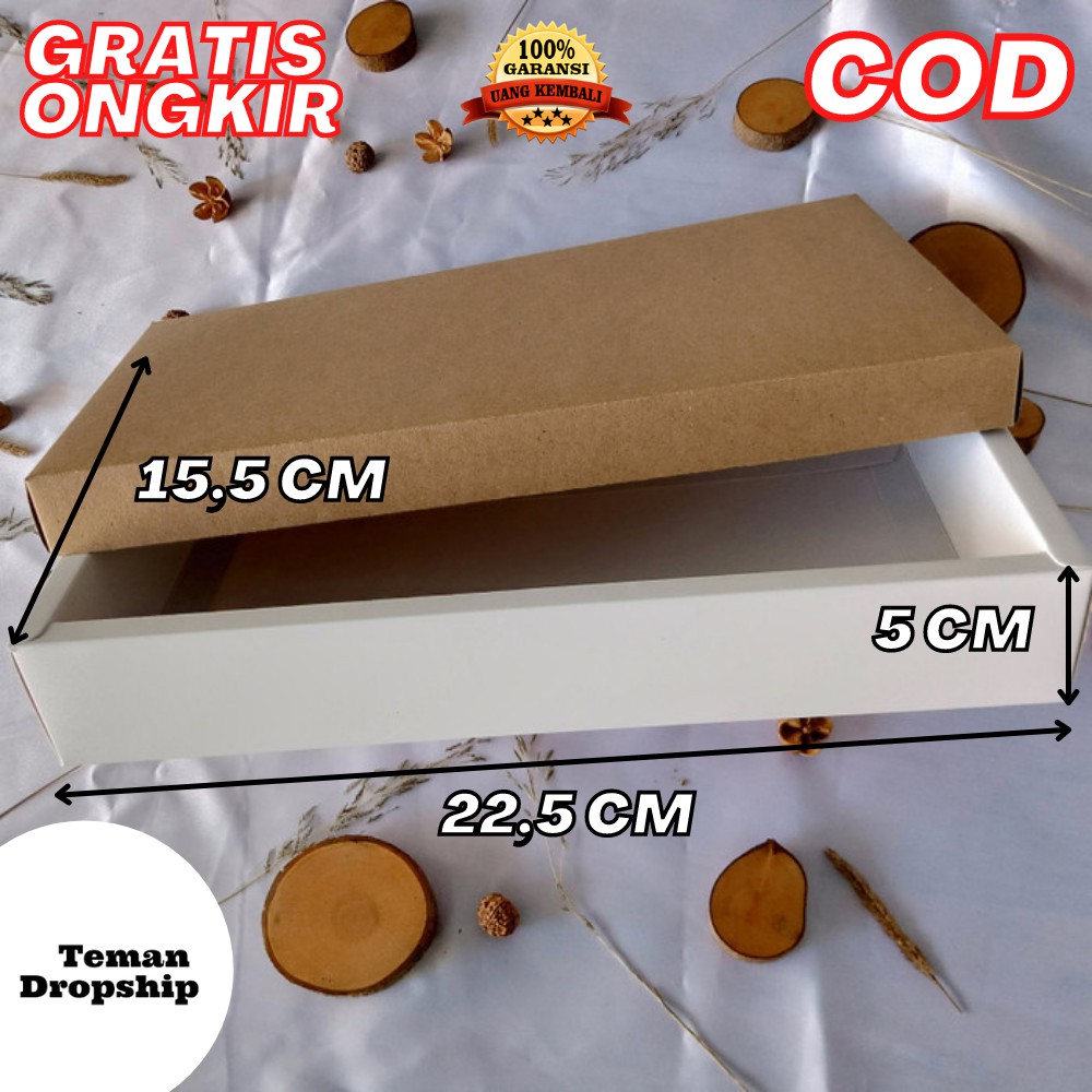 

KARDUS HAMPERS KOTAK KADO GIFT BOX KADO KOTAK HAMPERS SIZE 22,5X15,5 X 5 CM - MIX
