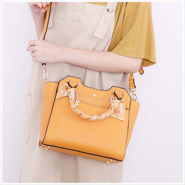 DISNEY x SKYBLUE - POOH silk scarf twilly crossbody bag+pouch