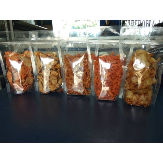 

Keripik dan cemilan