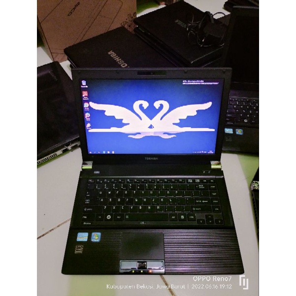 Laptop core i3 14 inc siap pakai ram 4gb second bergaransi murah