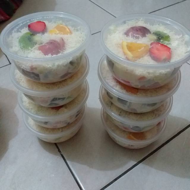 

Salad buah 400 ml