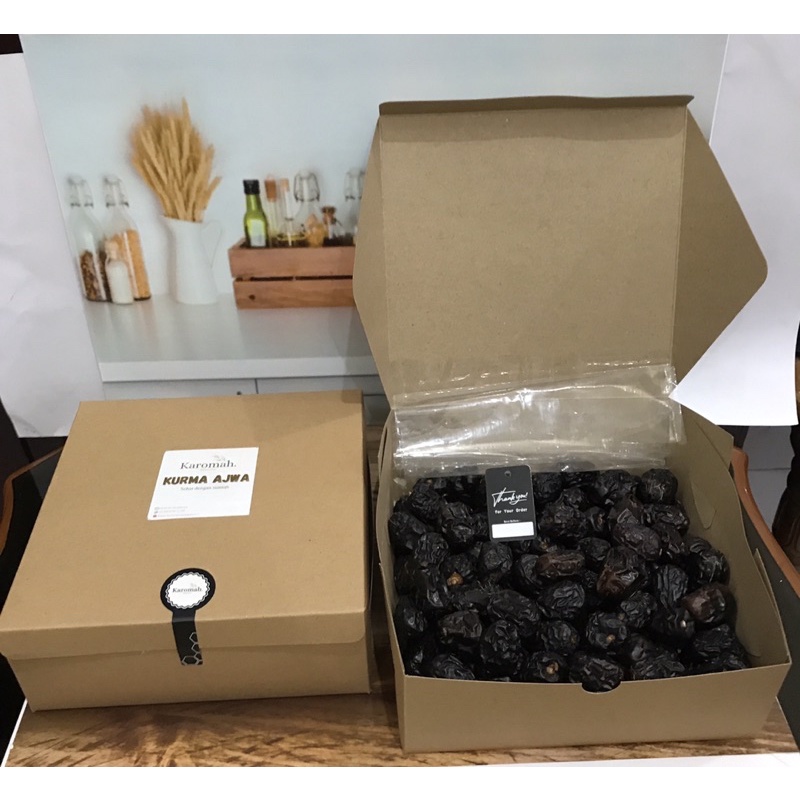 

Kurma Ajwa Aliyah 1kg