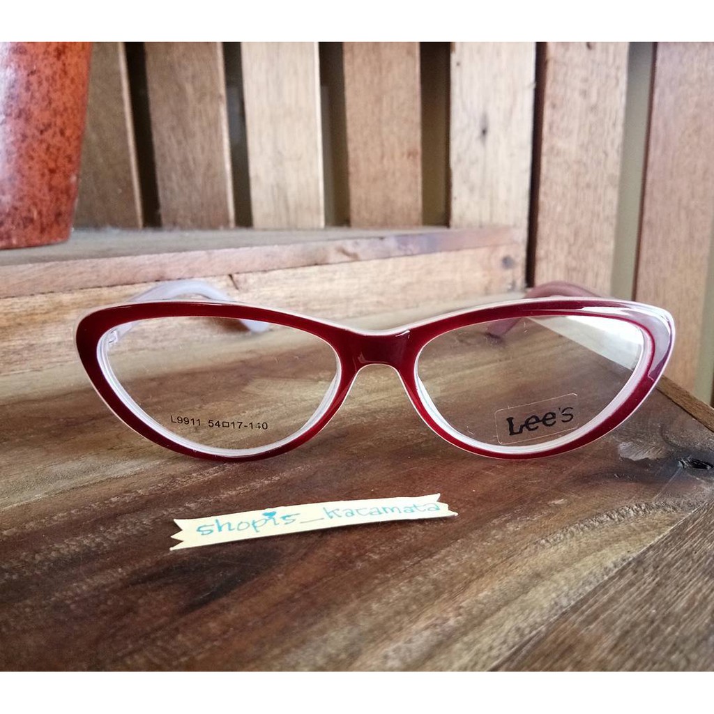 

LEE'S CAT EYE 1