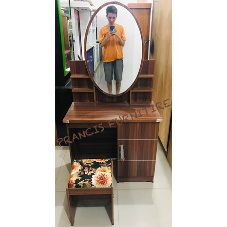 MEJA RIAS MINIMALIS MODERN MEJA RIAS KACA SLIDING MEJA RIAS KACA GESER MEJA RIAS TERBARU MINIMALIS