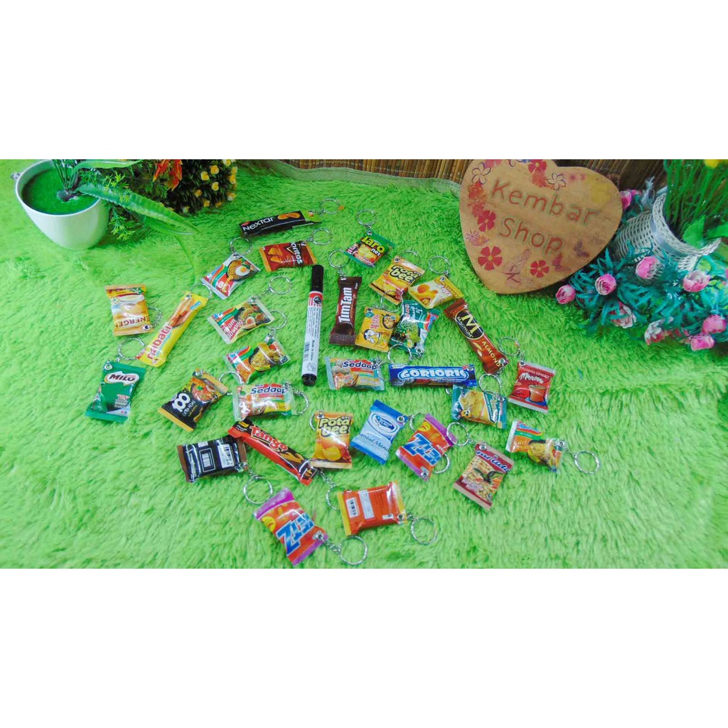 GC-SNACK Ecer 1pcs [BELI 5 GRATIS 1] Gantungan kunci Ganci Snack Mie Instan Mini Unik Random
