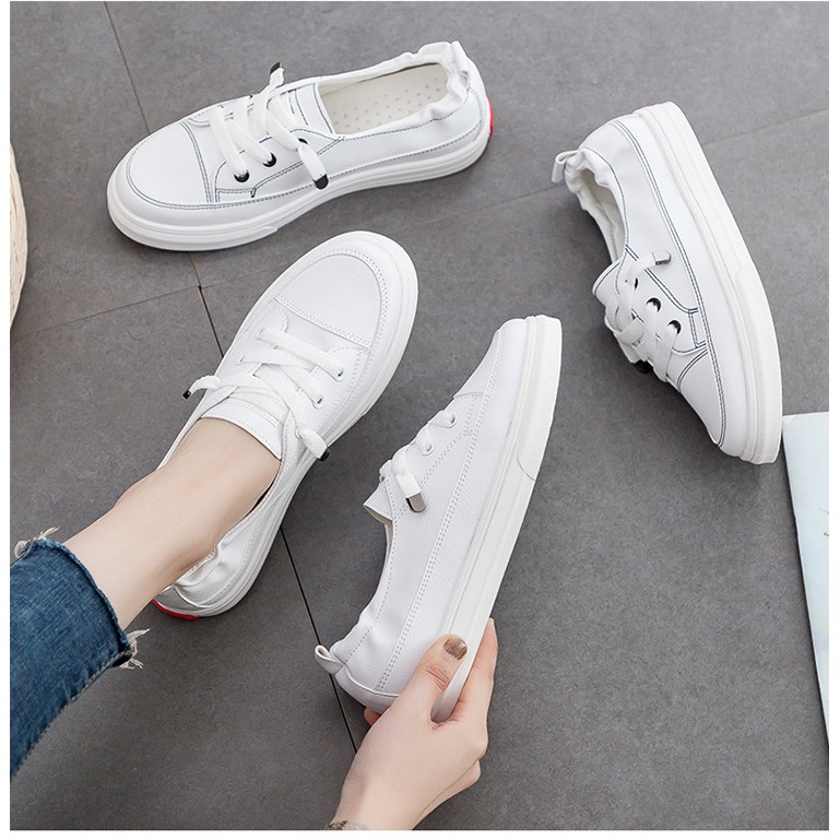 Sepatu Putih Wanita Import-slip On Fashion kasual