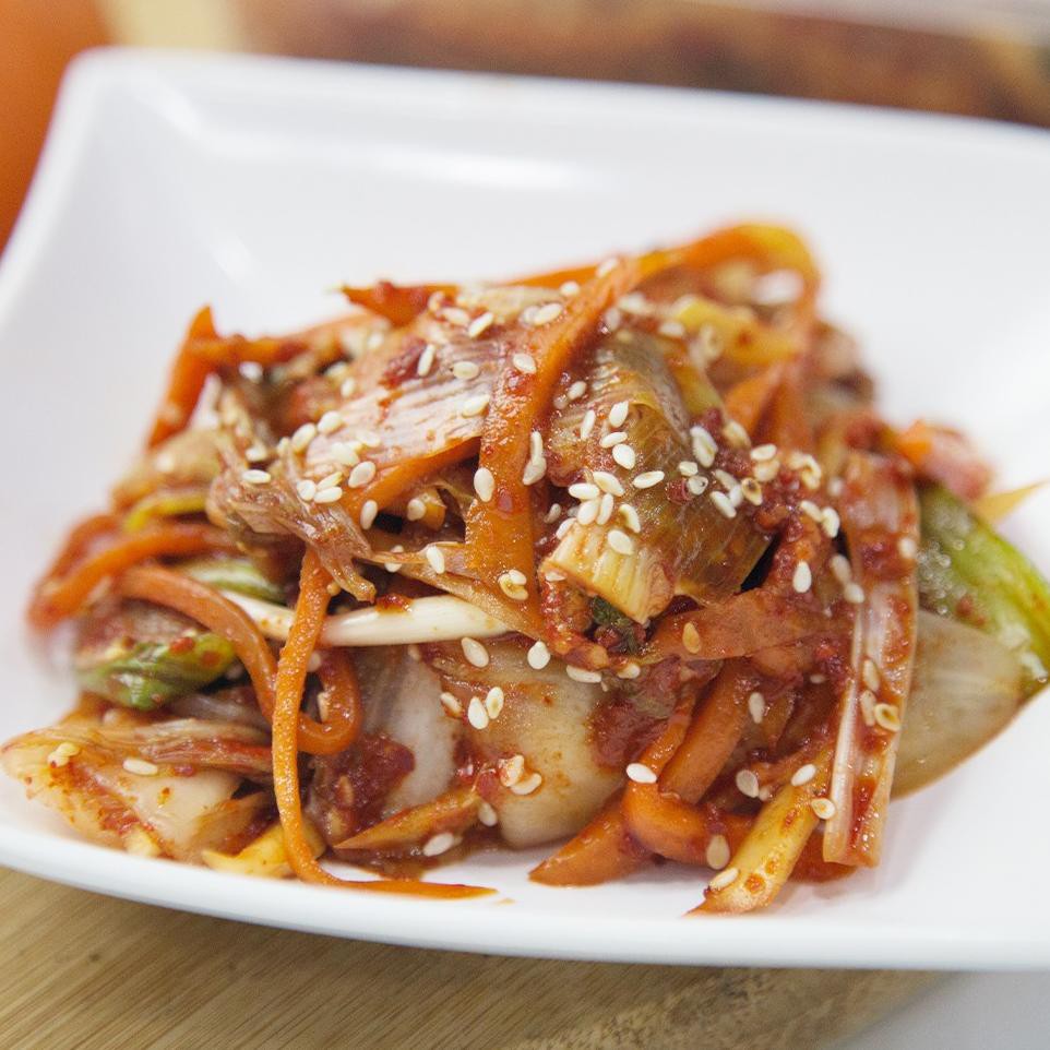

[T3erk!n!] Kimchi Mix Sawi Lobak Wortel 250gram Fresh SamWon Makanan Korea,.kD3.CDE