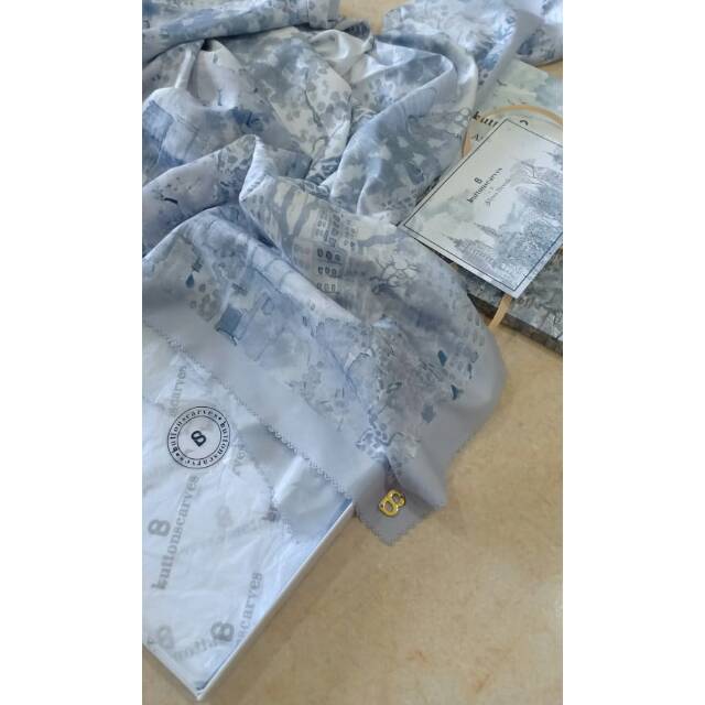 Buttonscarves new york 1 denim