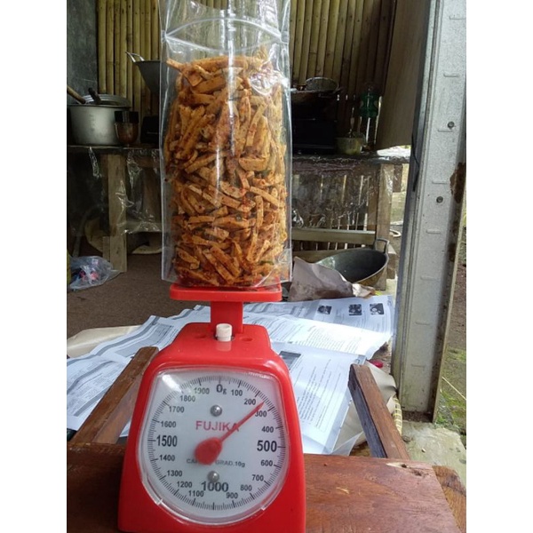 

basreng, otak2, makaroni(100g)