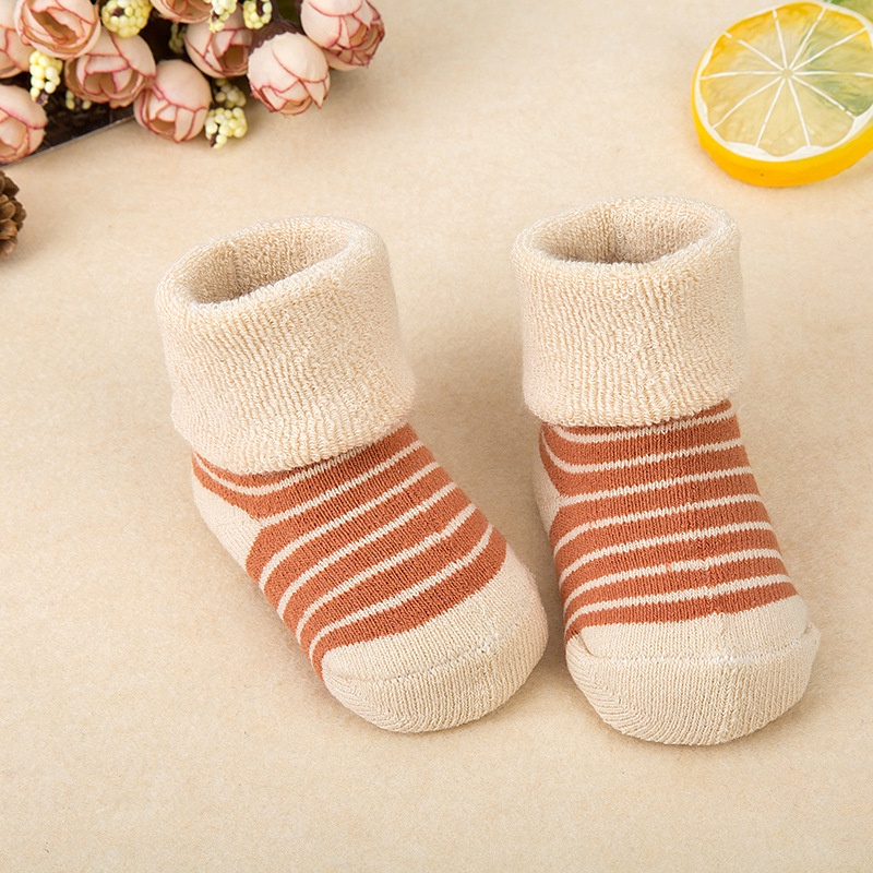 Kaos Kaki Bayi Impor / Kaus Kaki Baby Import / Kaos Kaki Anak / Baby Socks Character Good Quality / Sepatu Bayi Lucu Karakter