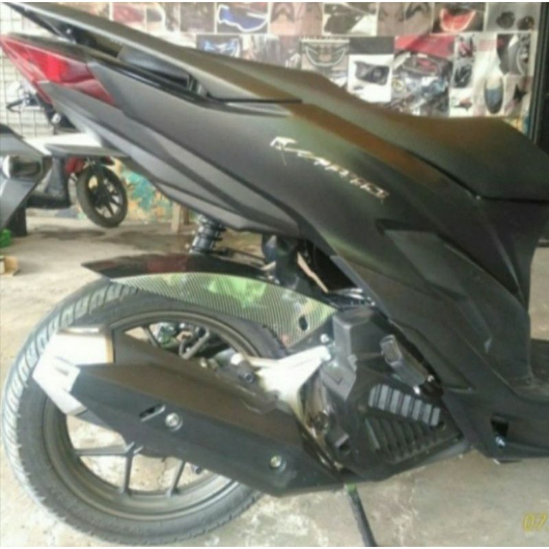 Hugger Vario Spakbor Kolong Vario 125 150 2016 - 2020 Carbon