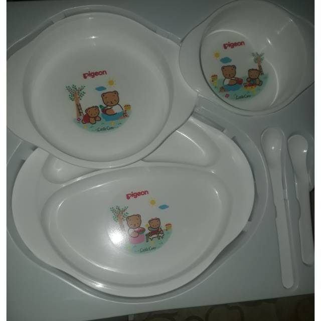 Tempat makan pigeon set / tempat makan bayi / magmag / alat makan pigeon