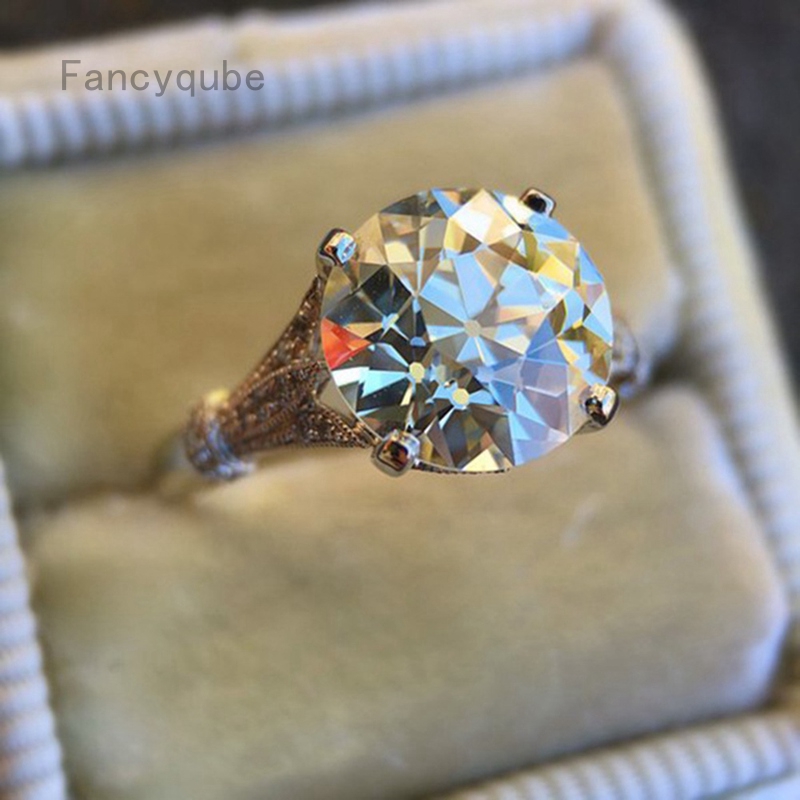 Cincin Emas Putih 18 K Warna Putih dengan Liontin Bulat untuk Pertunangan