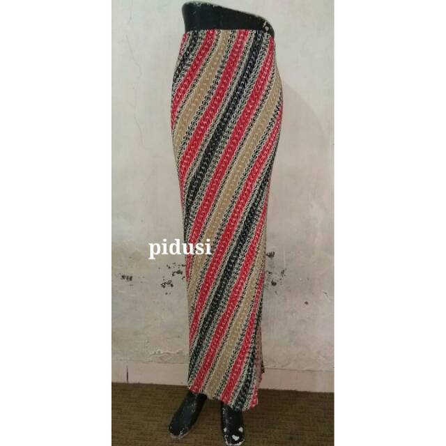 Rok parang warna D2