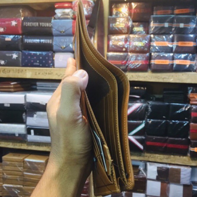 Dompet pria kulit asli berkualitas tinggi model terkini #dompet #dompetpria #dompetcowok #dompetlipa