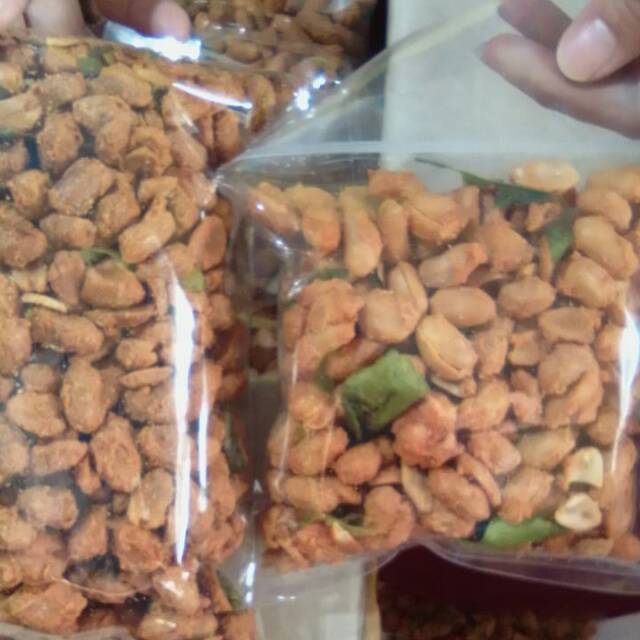 

Kacang thailand rasa pedas 1kg