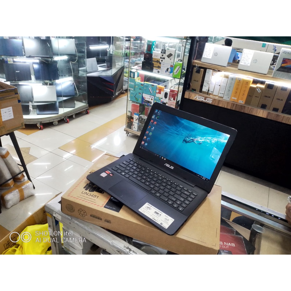 laptop Leptop seken second bekas LAPTOP ASUS X454Y AMD A8 7410 RADEON RAM 4GB SSD 128 zoom siap pakai